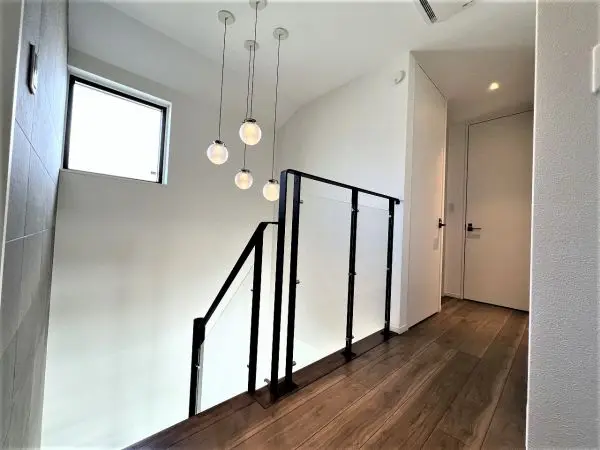 箕面市百楽荘二丁目売戸建