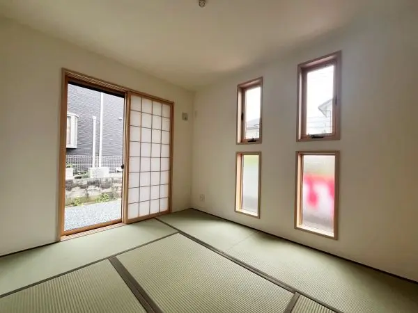 三木市緑が丘町西4丁目