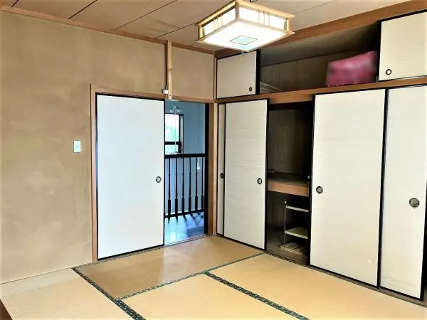 宝塚市雲雀丘山手2丁目　戸建