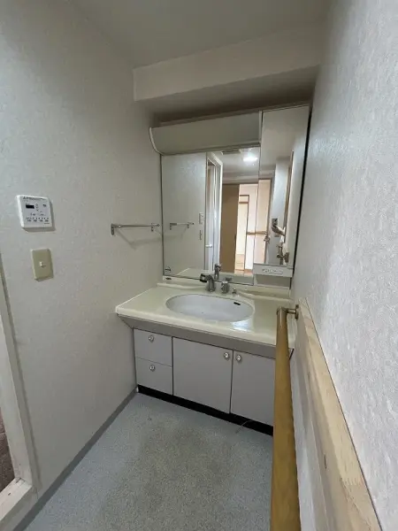 ローレルコート古市四番館