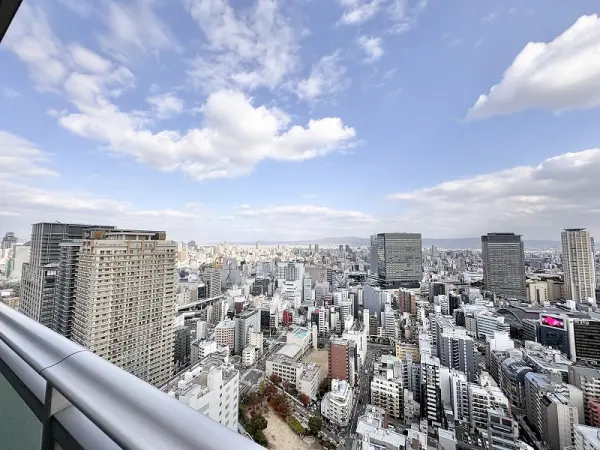 ルネッサなんばタワー