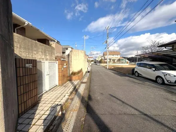 北葛城郡広陵町馬見北1丁目