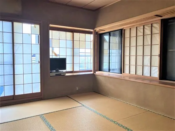 宝塚市雲雀丘山手2丁目　戸建