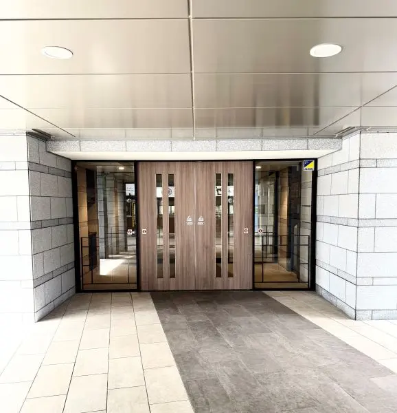プレミスト四日市駅前 3階