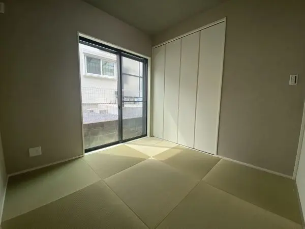 三木市志染町東自由が丘1丁目