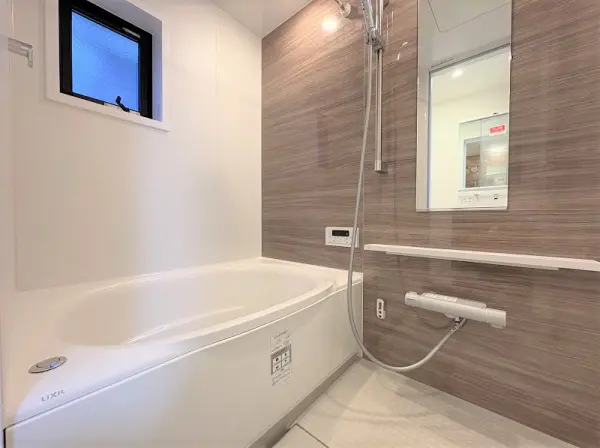 東京都北区志茂3丁目　戸建