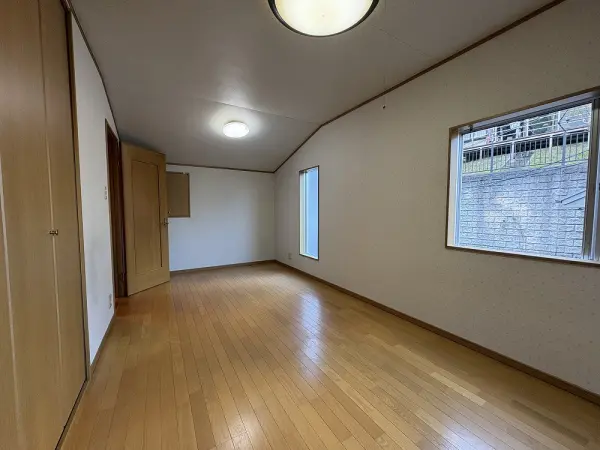 宝塚市千種2丁目　戸建