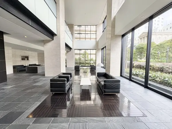 ルネッサなんばタワー