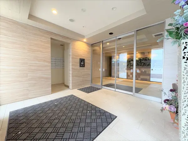 じょうてつアイム山鼻市電通リベルテ