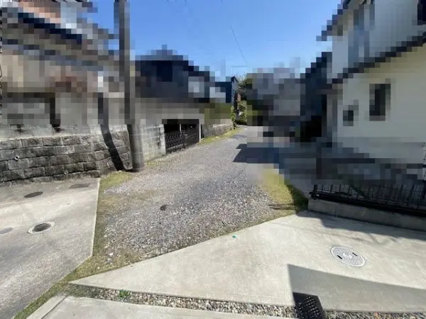 瀬戸市東長根町
