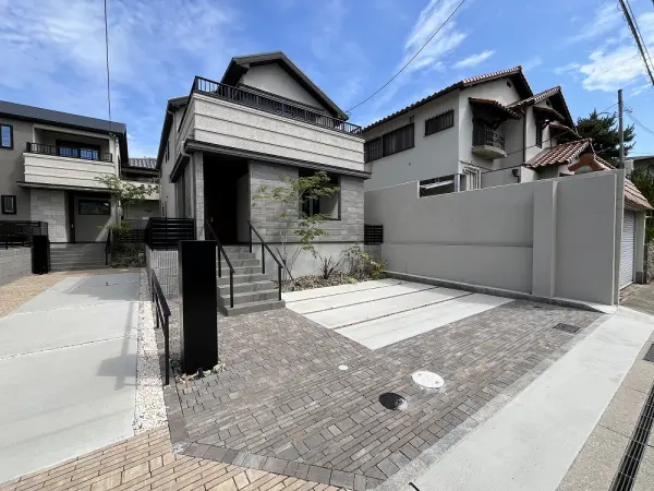 宝塚市中洲２丁目　戸建
