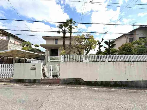 奈良市千代ヶ丘3丁目