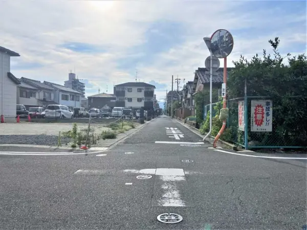 奈良市三条添川町