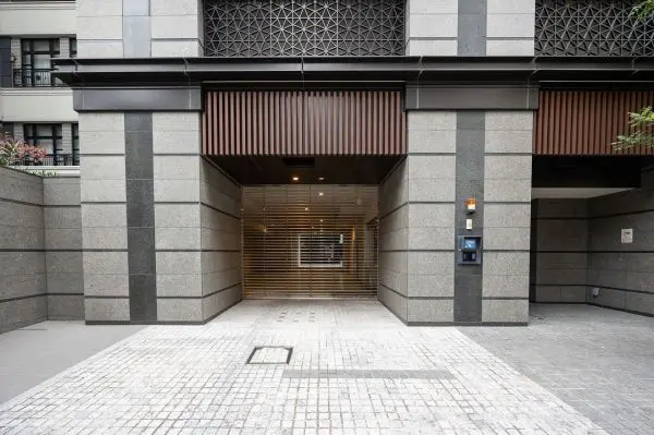 プラウドタワー名古屋伏見