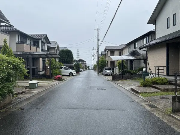 四條畷市さつきヶ丘１３番７号