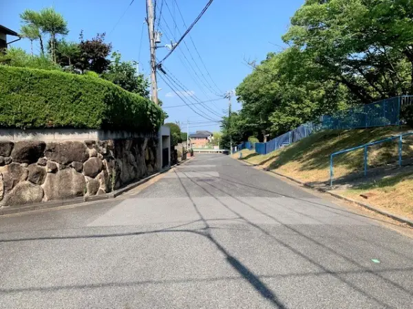 東登美ヶ丘5丁目