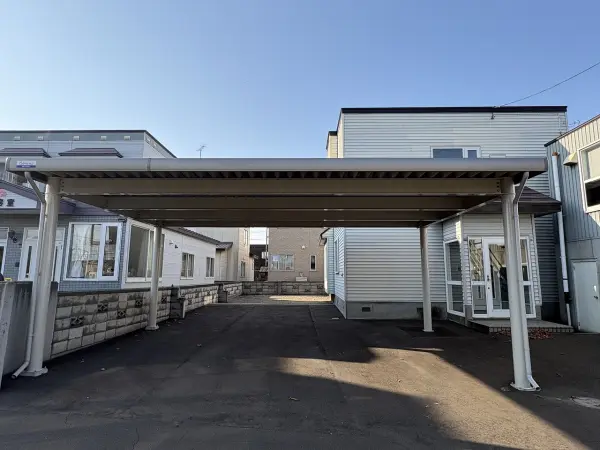 2024年に設置した並列2台駐車可能カーポート