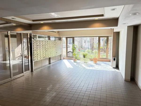 ヴィルヌーブガーデンズ綾瀬