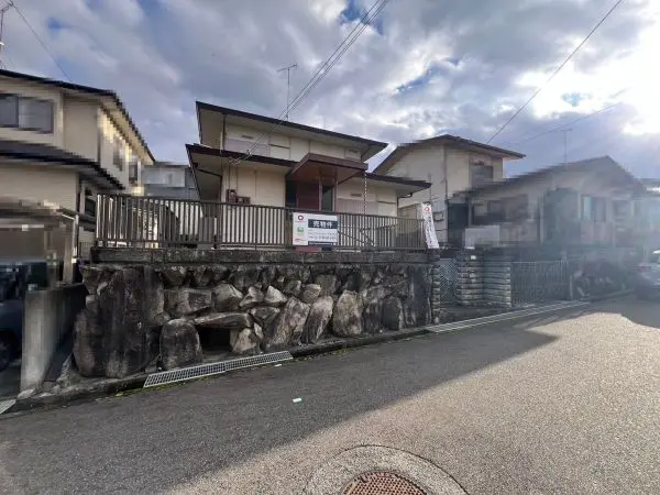 三木市緑が丘町東1丁目