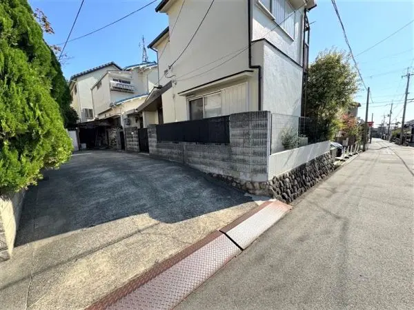 豊中市東豊中町一丁目戸建て