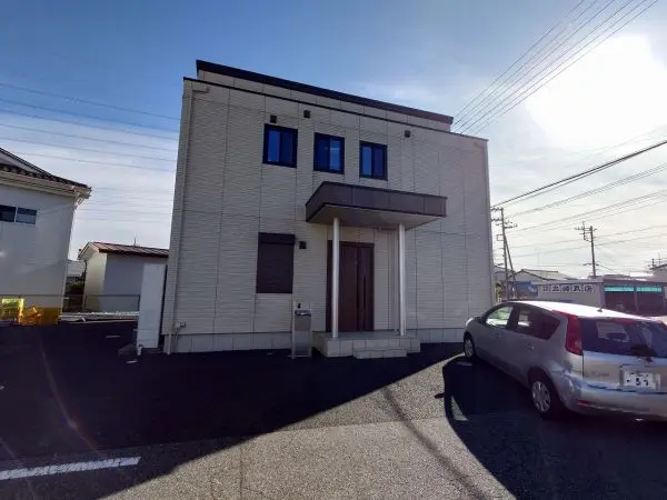 佐倉市石川　売事務所