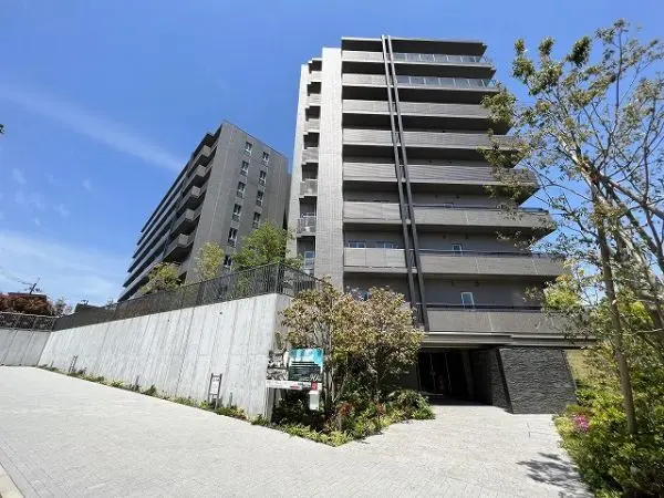 レーベン千里青山台GRANHIGH
