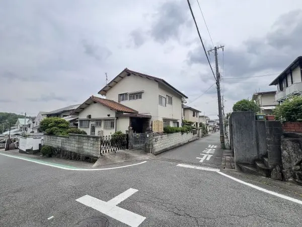 三木市志染町東自由が丘３丁目