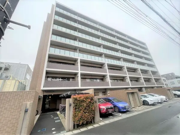 サーパス水戸駅南平和公園