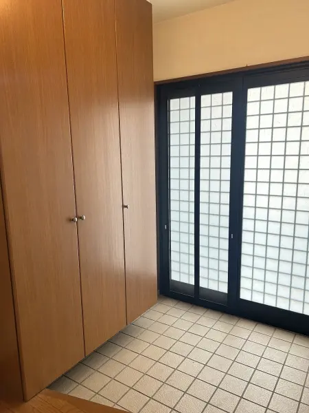 堺市西区浜寺石津町西丁１８番２１号