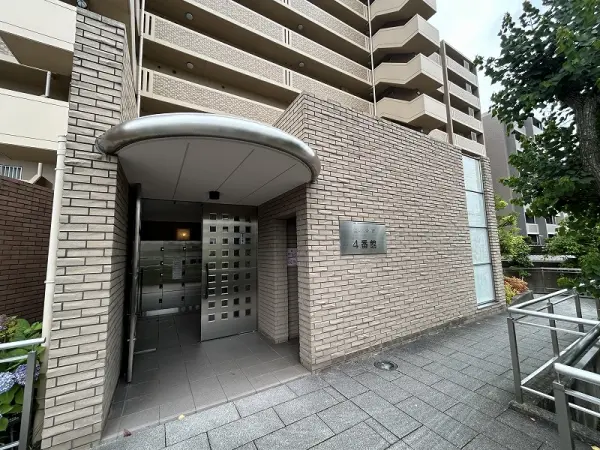 ローレルコート古市四番館
