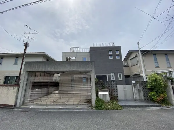 羽曳野市白鳥三丁目