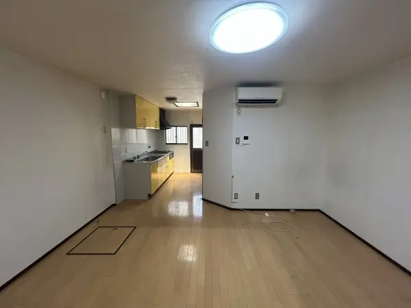 生野区中川西一丁目　連棟住宅