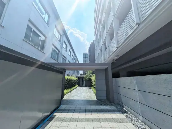 プレミスト奈良三条通り