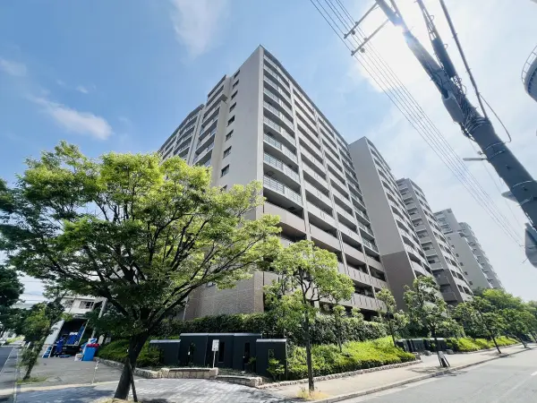 モンセーヌ住吉川公園1番館