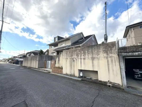 北葛城郡広陵町馬見北1丁目