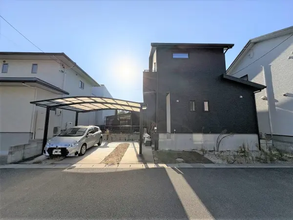 四日市市高花平五丁目　戸建