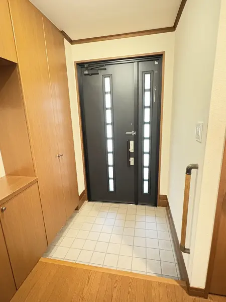 大阪府富田林市小金台四丁目9番6号