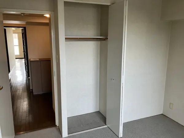 ロイヤルシャトー北広島