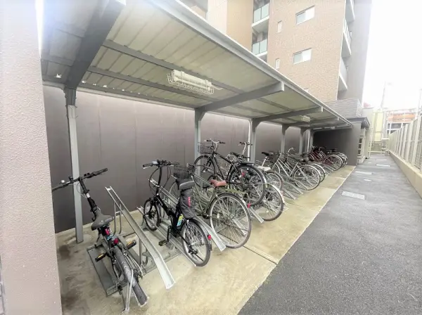 サーパス水戸駅南平和公園