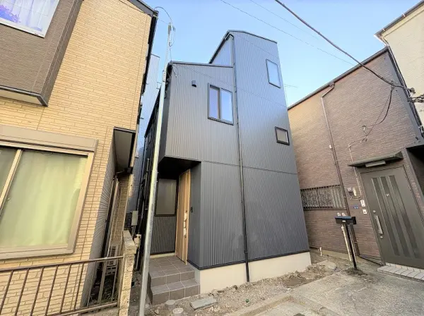 東京都北区志茂3丁目　戸建