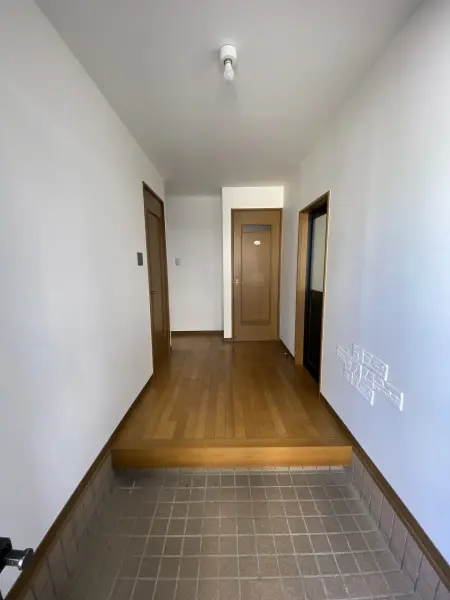 東大阪市上小阪三丁目9-4