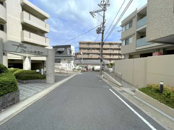 フォルム学園前