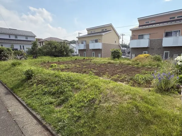 平塚市めぐみが丘2丁目　土地