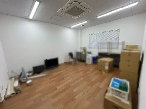 北区萩野通1丁目　倉庫兼事務所(流通センター)
