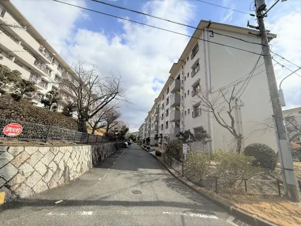 箕面如意谷住宅参号棟