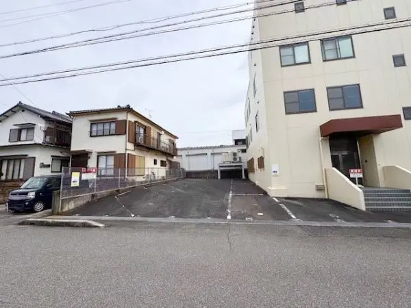 春日井市東野町三丁目　事務所・倉庫