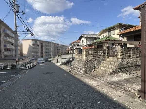 三木市志染町西自由が丘