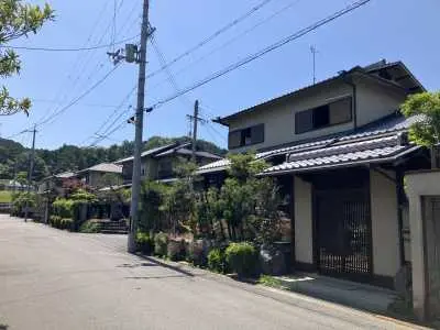 橿原市白橿町８丁目