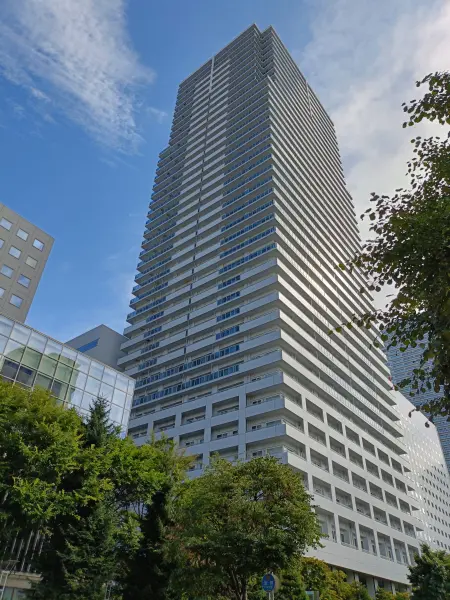 ８・３スクエアディーグラフォート札幌ステーションタワー