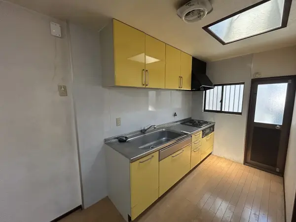 生野区中川西一丁目　連棟住宅